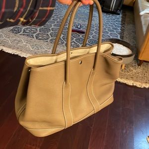 hermes style tote